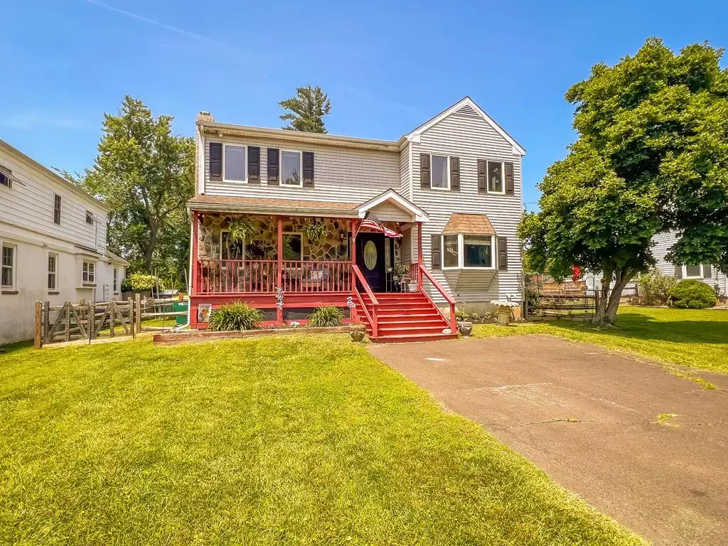 415 W Richardson Ave, LANGHORNE