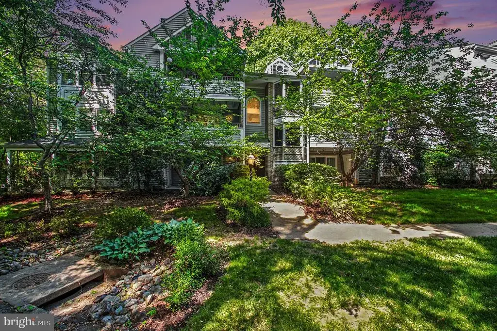 7718 Lafayette Forest Dr #176, ANNANDALE