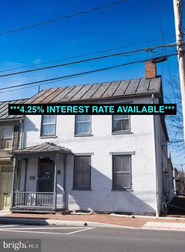 703 S Loudoun St, Winchester