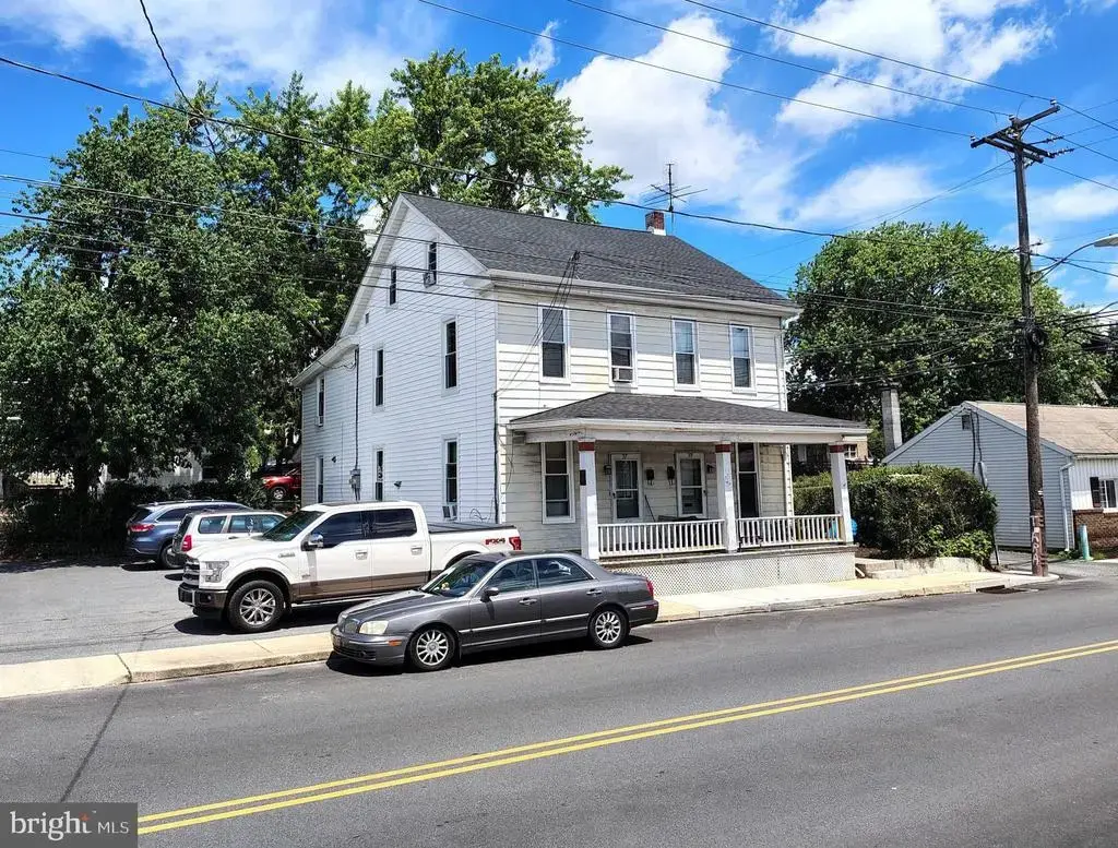 37-39 E Willow St, ELIZABETHTOWN