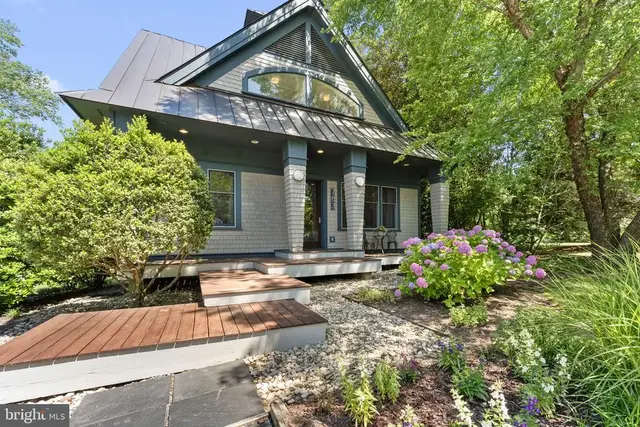 783 King Carter Drive, Irvington