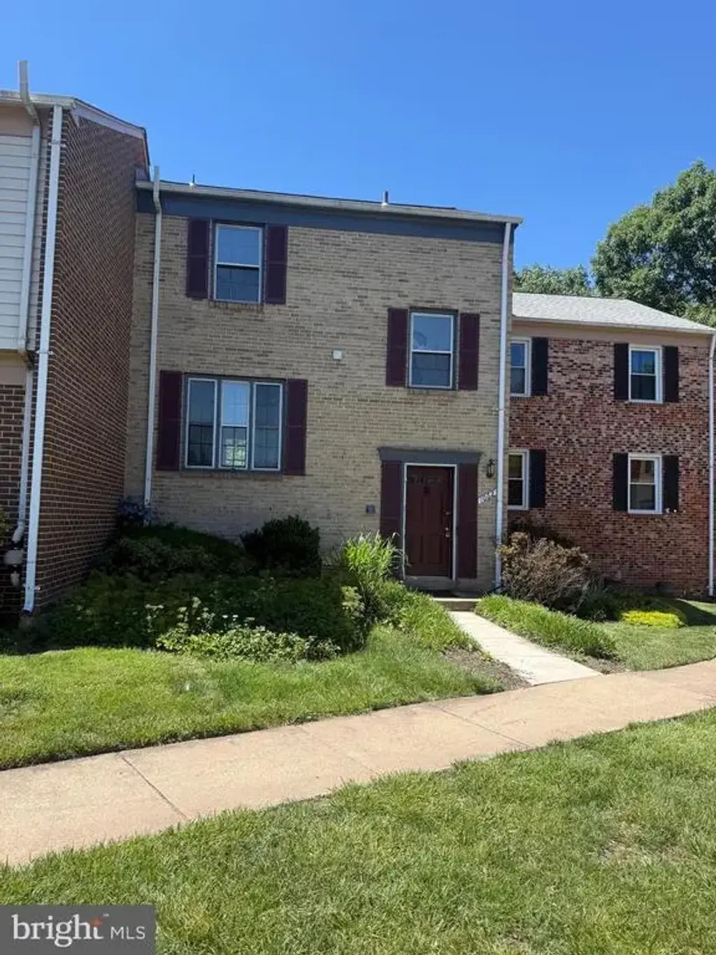 1062 Tottenham Ct, STERLING