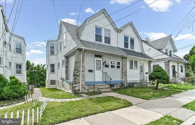 9 Ardsley Rd, Upper Darby