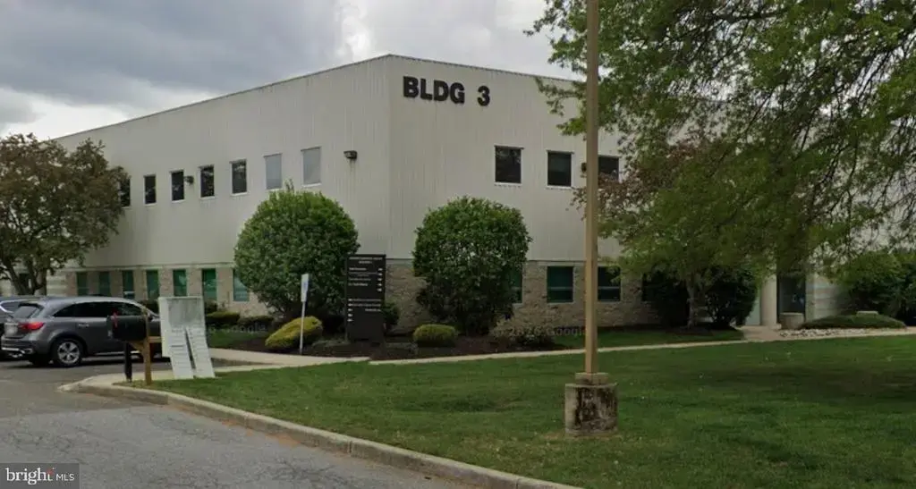 1301 W Forest Grove Rd, VINELAND
