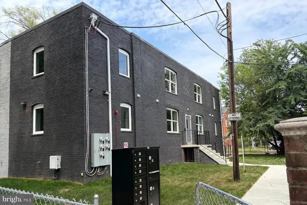 4324 Halley Ter Se, WASHINGTON