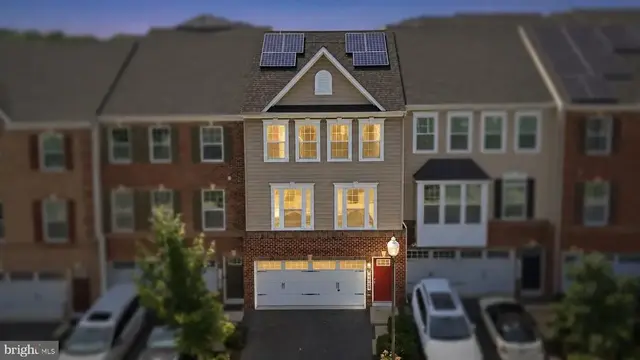 19848 Vaughn Landing Dr, Germantown