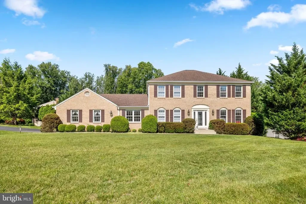 1416 Rosewood Hill Dr, VIENNA