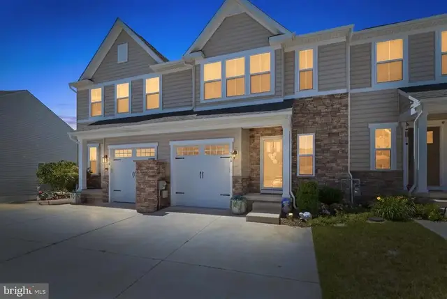 376 Goodwick Dr, Middletown