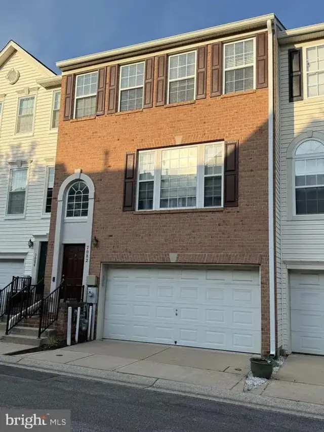 7082 Water Oak Rd #198, Elkridge