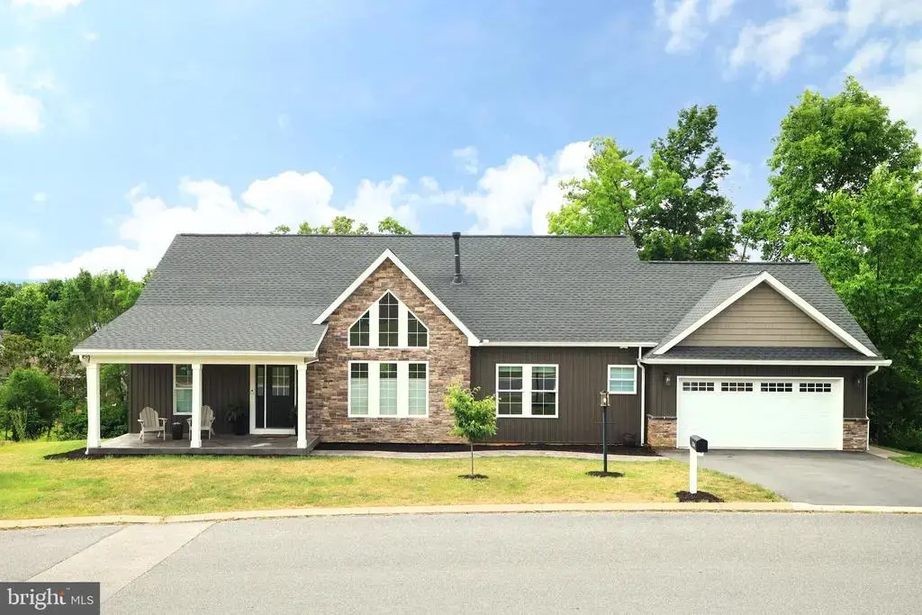 1214 Fox Meadow Cir, BELLEFONTE
