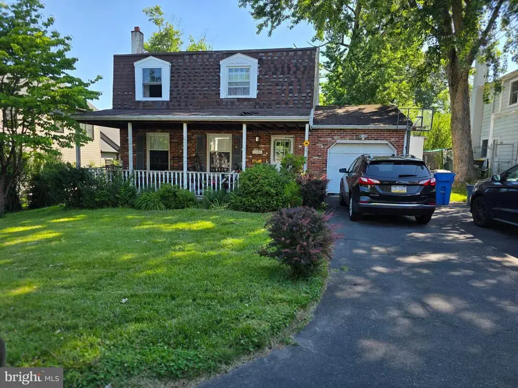 1143 Tennis Ave, BENSALEM