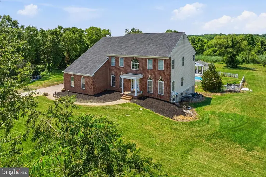 6 Sunset Ct, SWEDESBORO