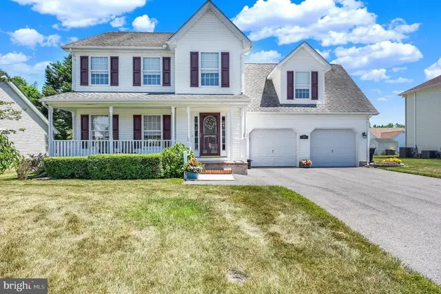 76 Church Creek Dr, Magnolia