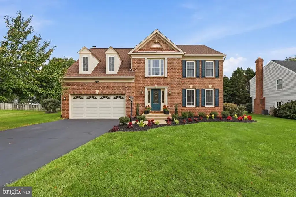 43204 Wayside Cir, ASHBURN