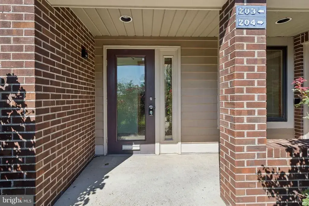172 Middletown Blvd #203, LANGHORNE