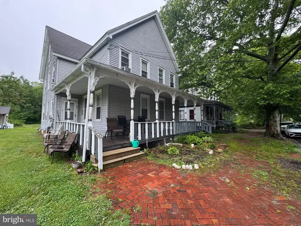 27-29 Seventh St, SALEM