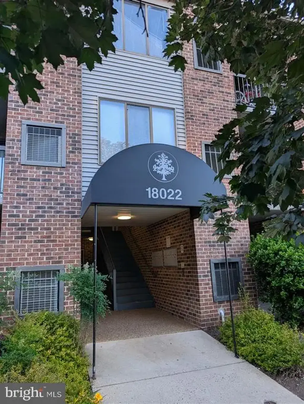 18022 Chalet Dr #27-103, GERMANTOWN