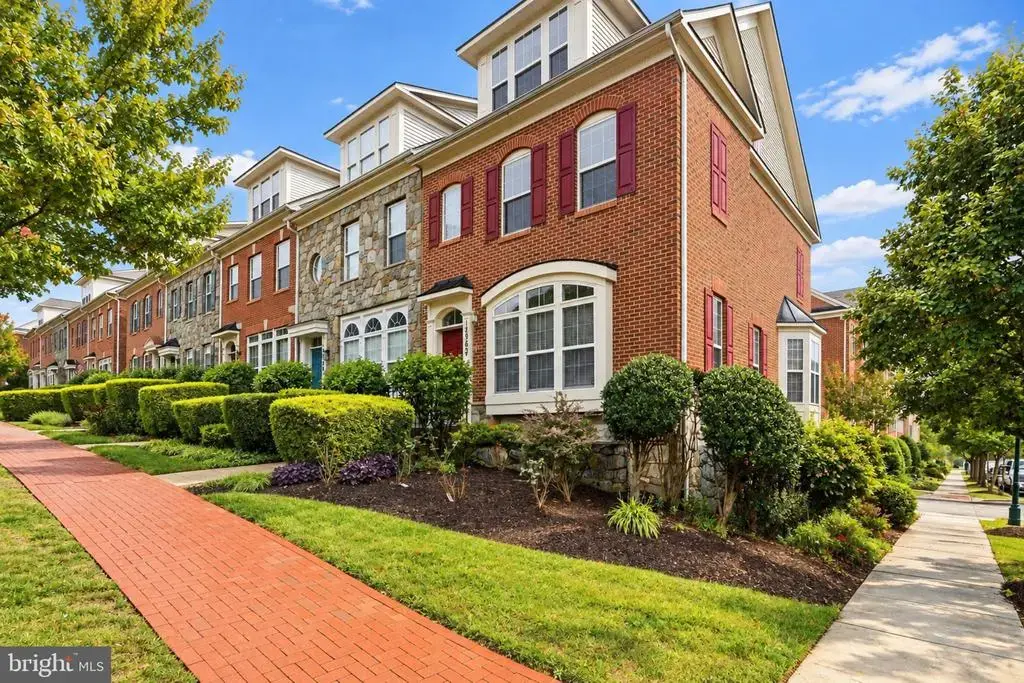 12962 Clarksburg Square Rd, CLARKSBURG