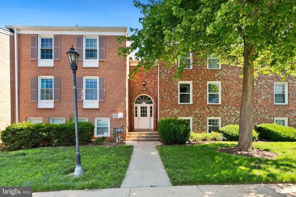 812 Quince Orchard Blvd #t2, GAITHERSBURG