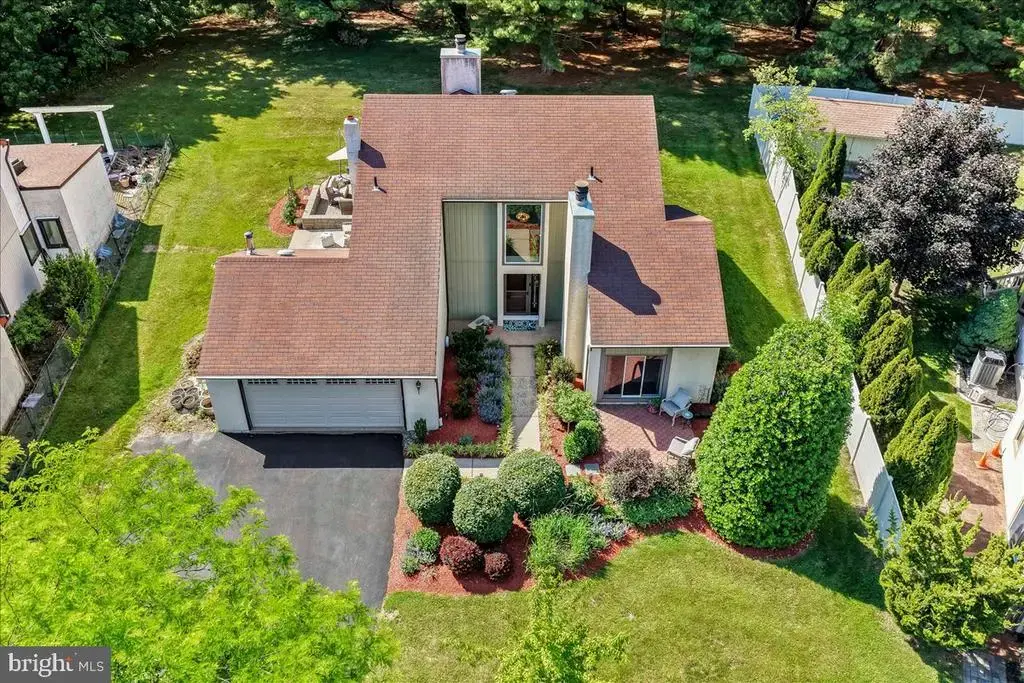 103 Grove Cir, CHALFONT