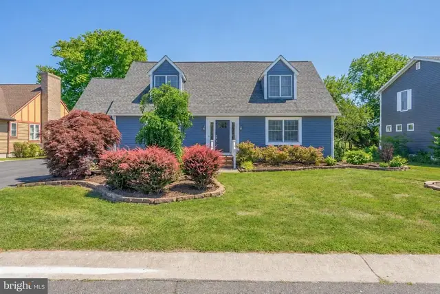 18 Bay Breeze Dr, Lewes