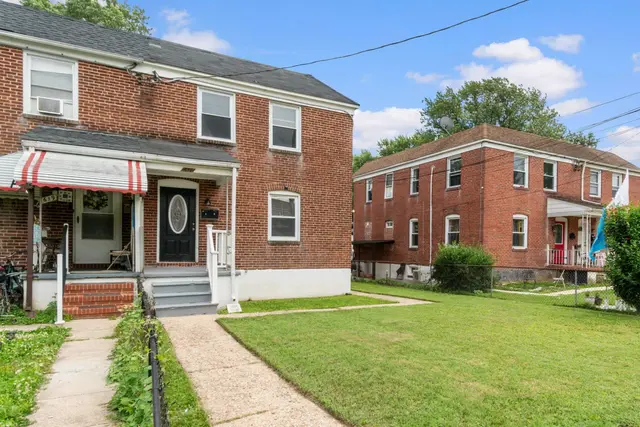 617 Delaware Ave, Essex