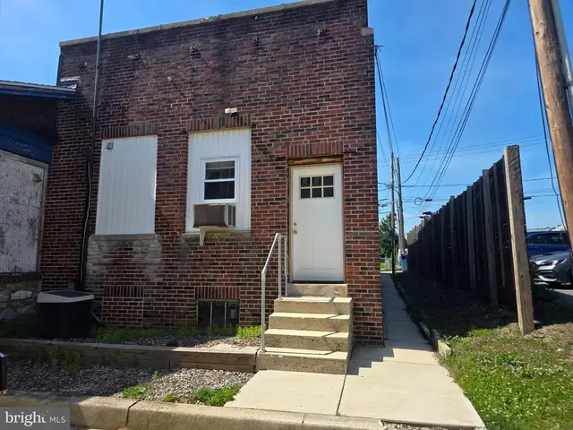 2311-r Penn Ave, Reading