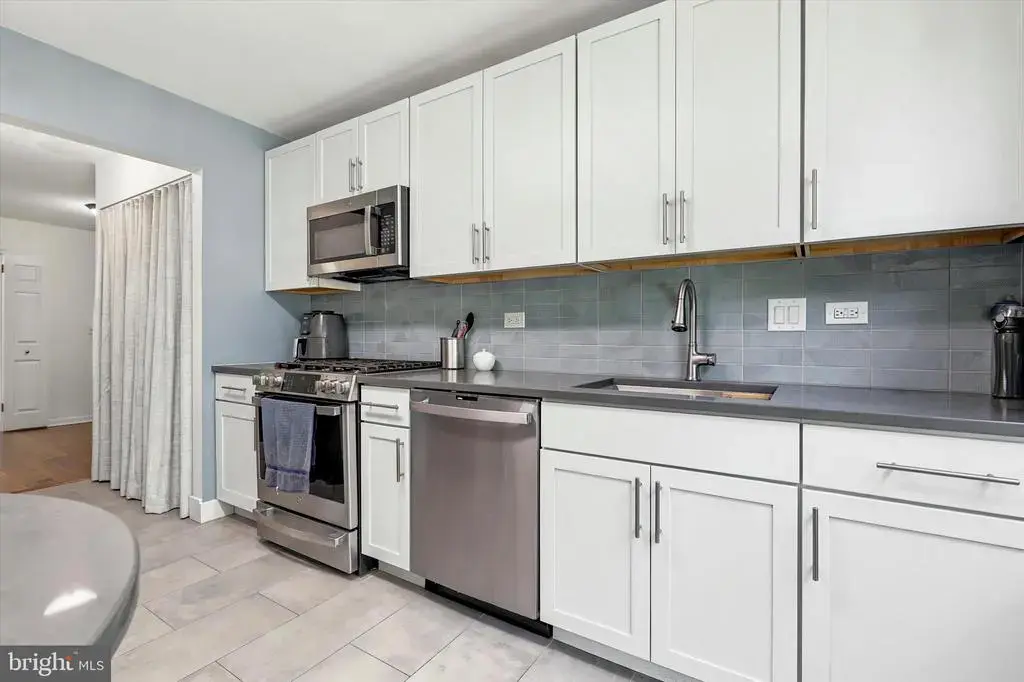 1600 Hagysford Rd #2l, PENN VALLEY
