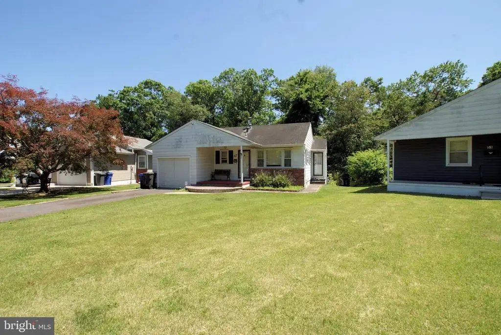 47 Coral Bell Holw, TOMS RIVER