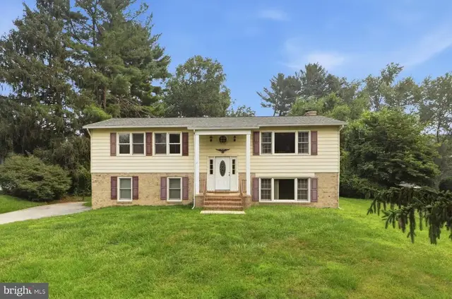 9210 Maple Rock Dr, Ellicott City
