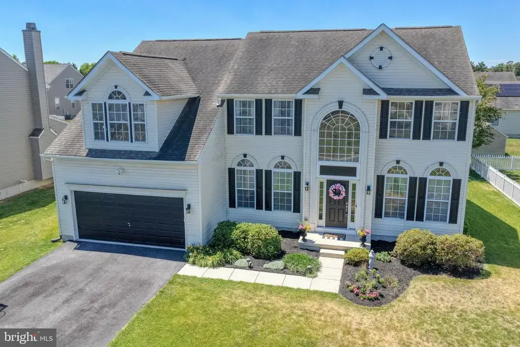 5 W Thrush Dr, MILFORD