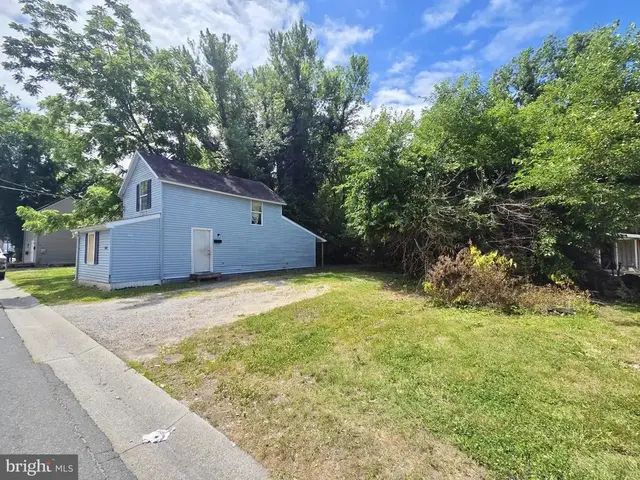 618 & 620 Cross St, Cambridge