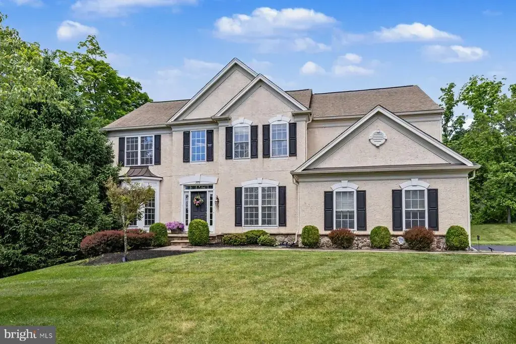 2818 Mountain Laurel Dr, FURLONG