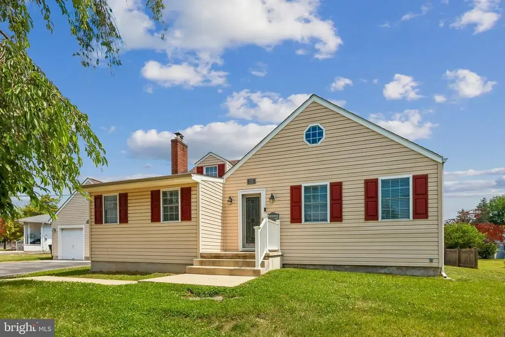 23 Allen Ave, MEDFORD
