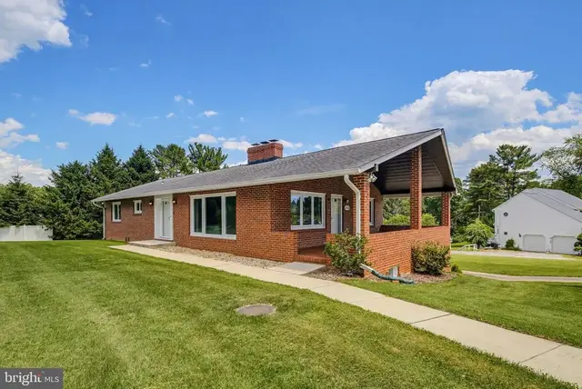2901 Chestnut Hill Dr, Ellicott City