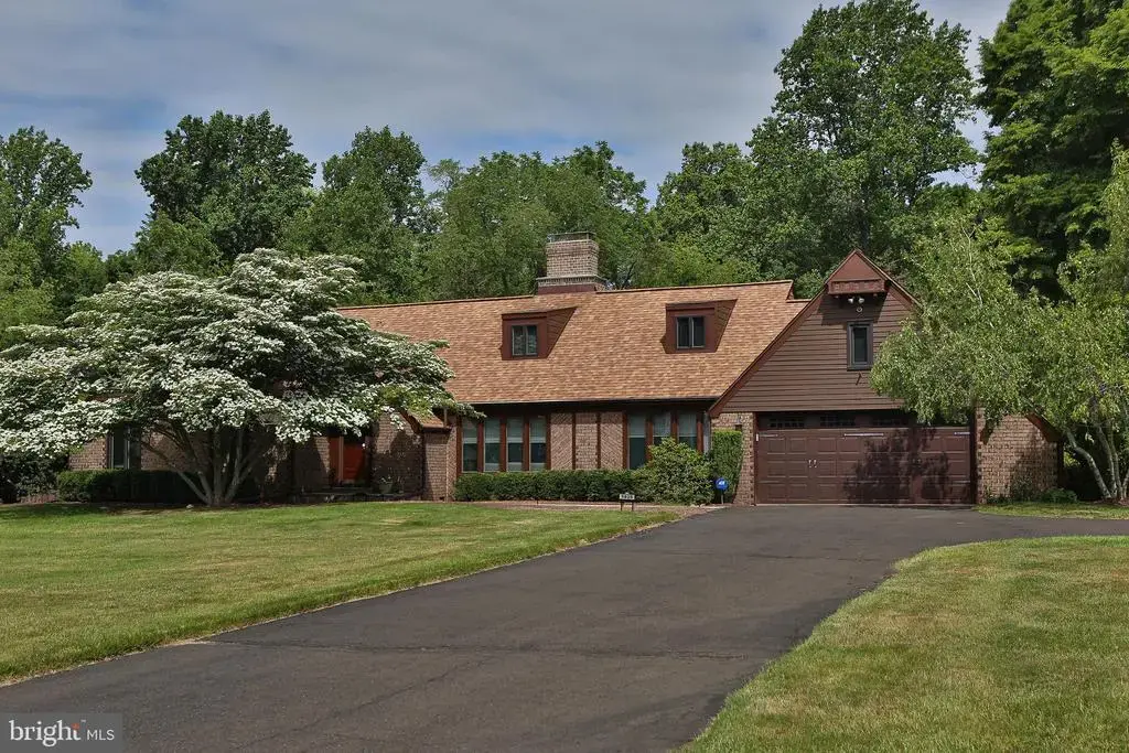 5825 S Deer Run Rd, DOYLESTOWN