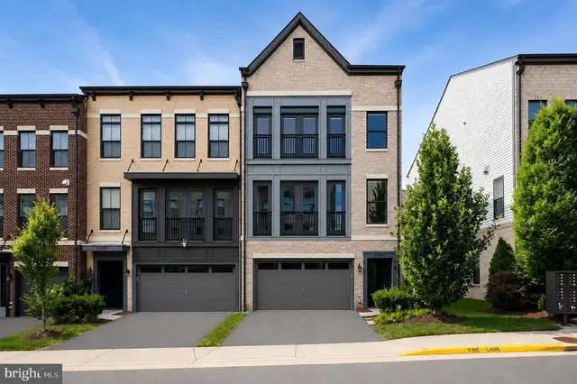 42297 Crawford Ter, Brambleton