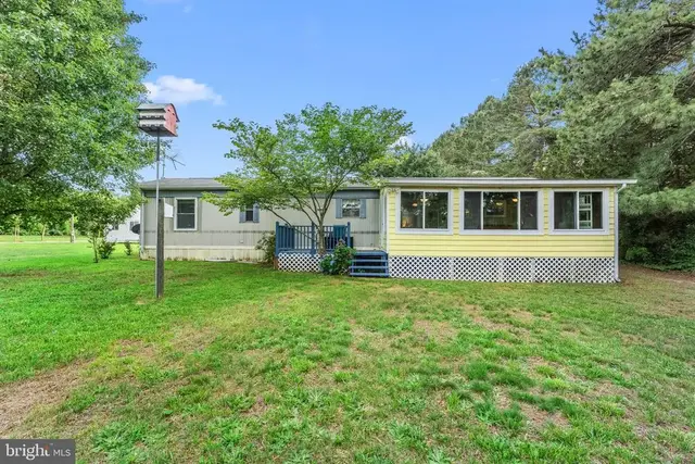 157 Morattico Creek Road, Farnham