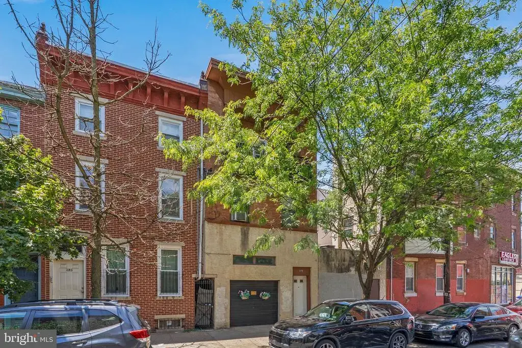 678 N 15th St, PHILADELPHIA