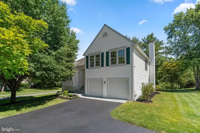 10339 Waverly Woods Dr, Ellicott City