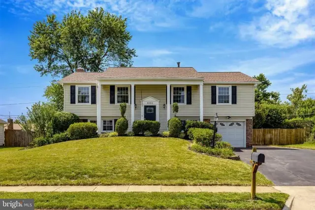 4224 Minstrell Ln, Fairfax