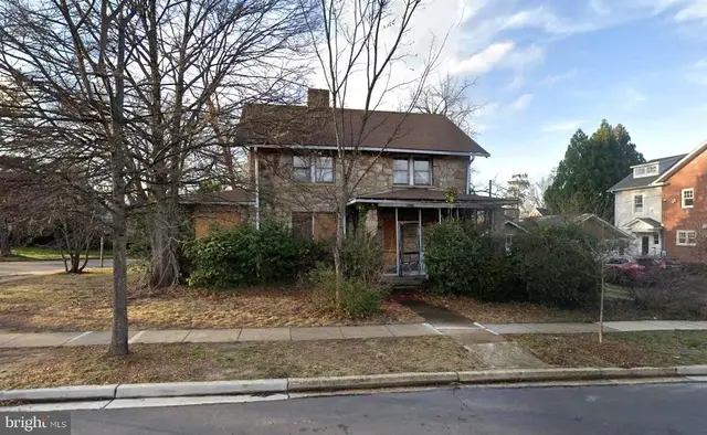 2915 Key Blvd, Arlington