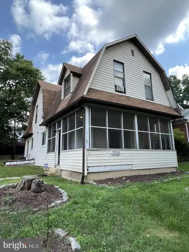 3320 M St Se, Washington