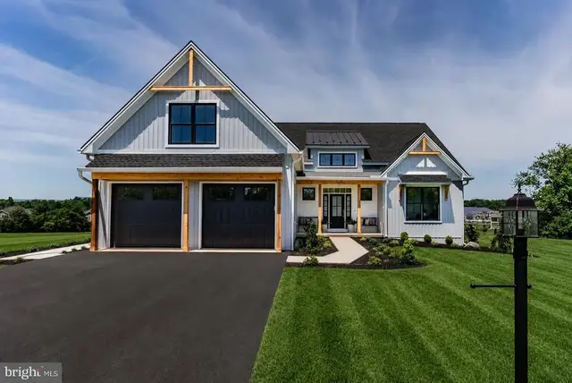 1006 Stonehill Ln, Carlisle