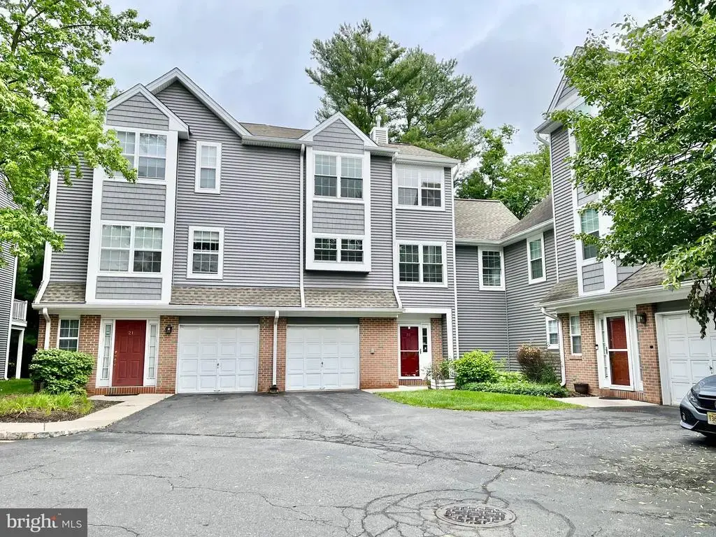 22 Halstead Pl, PRINCETON