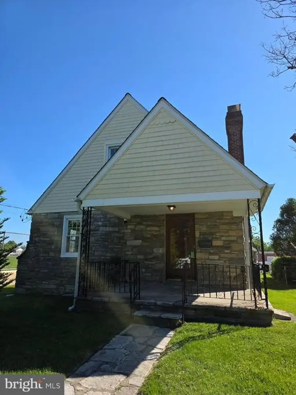 605 S Eagle Rd, HAVERTOWN