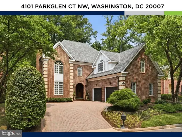 4101 Parkglen Ct Nw, Washington
