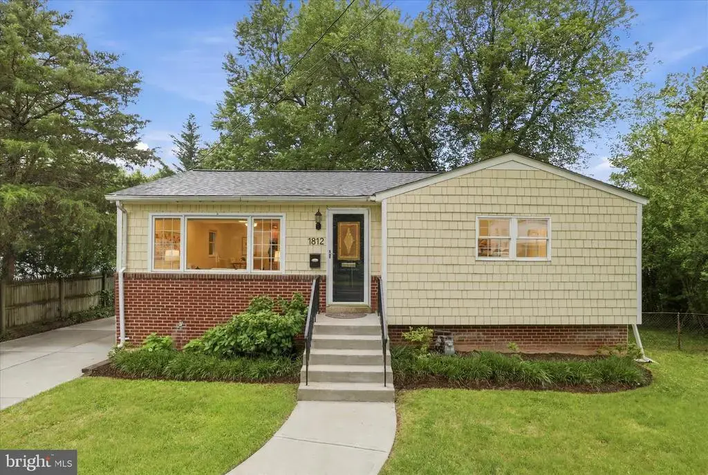 1812 Olney Rd, FALLS CHURCH