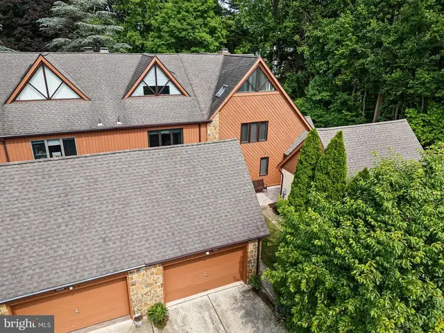 608 Dandenog Dr, Wilmington