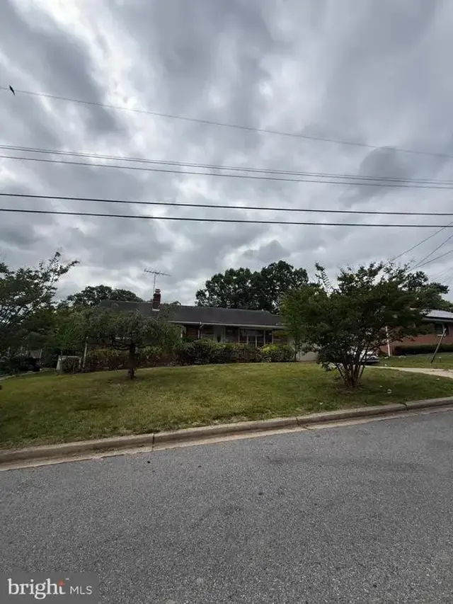 3413 Dunnington Rd, Beltsville